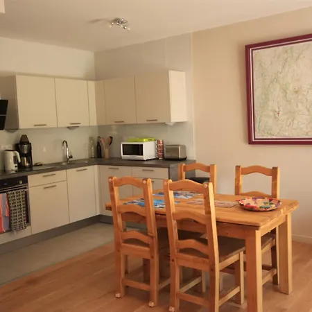 Montagne Avec Terrasse Et Parking - Fr-1-858-29 Apartamento