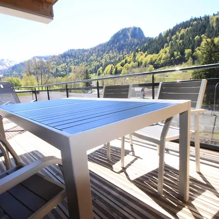 Apartament Montagne Avec Terrasse Et Parking - Fr-1-858-29