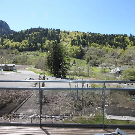 Apartamento Montagne Avec Terrasse Et Parking - Fr-1-858-29 Mont-Dore