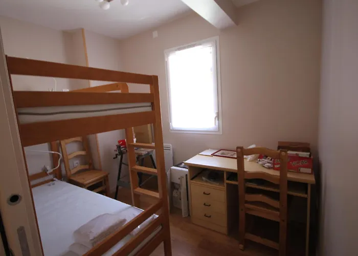 Montagne Avec Terrasse Et Parking - Fr-1-858-29 *